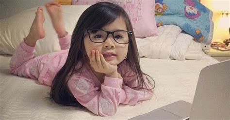 5-летняя девочка стала звездой Интернета (ФОТО) - Телеграф