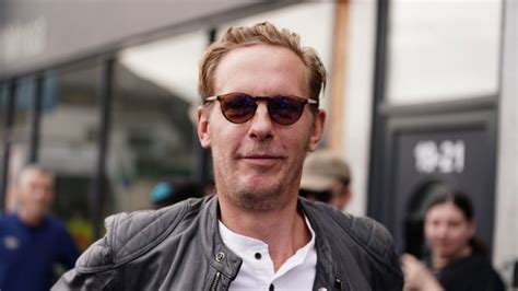 Laurence Fox Officially Sacked By Gb News After Outcry Over Sexist Comments