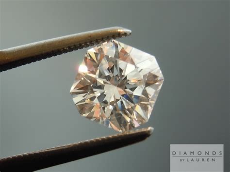 100ct G Si2 Radiant Cut Diamond Ring