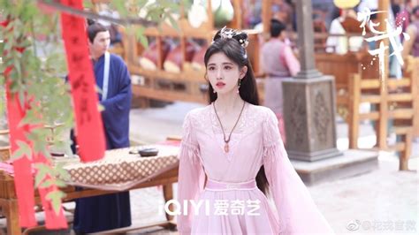 D Man Sinh Tr Ng Hoa Nhung V Lo T Phim Hot Cbiz Ra M T Th Ng Divine News