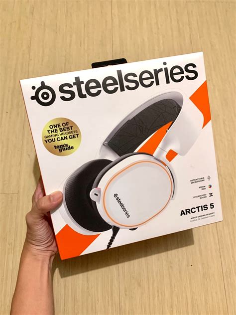 steel series arctis  gaming headset  white audio headphones