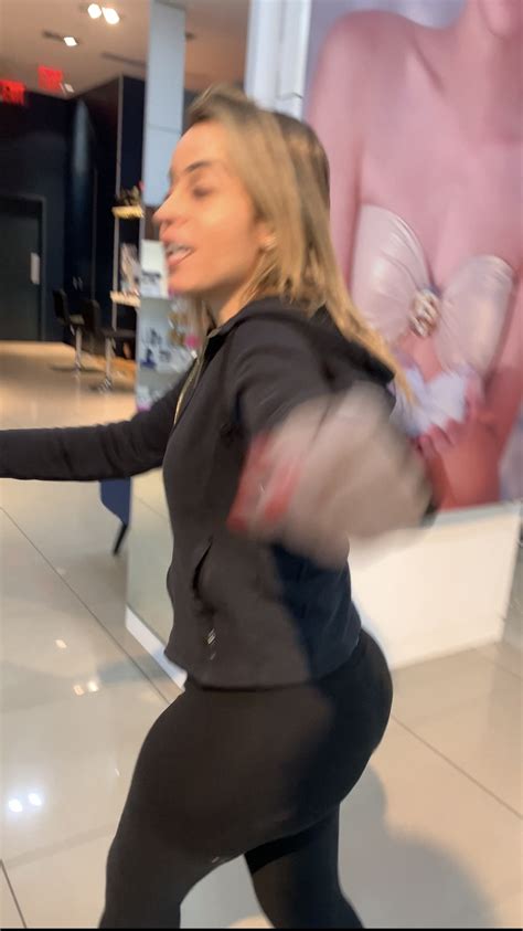 Phat Ass Spanish Hairdresser Oc Vid Spandex Leggings Yoga Pants Forum