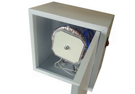 Разделительный трансформатор 220/220В