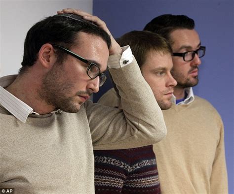 Gay Men And Their Moms Sue Jewish Therapy Center That Promised To Turn Them Straight Daily