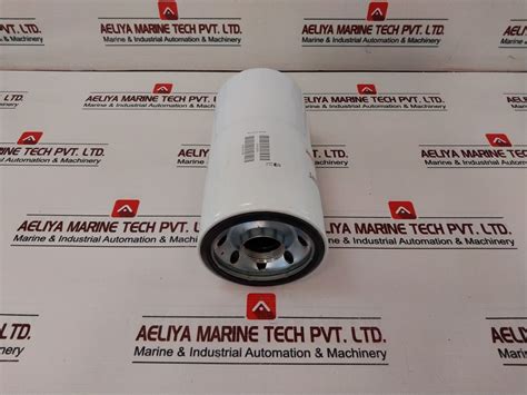 Fleetguard Cummins Lf670 Lube Oil Filter - Aeliya Marine