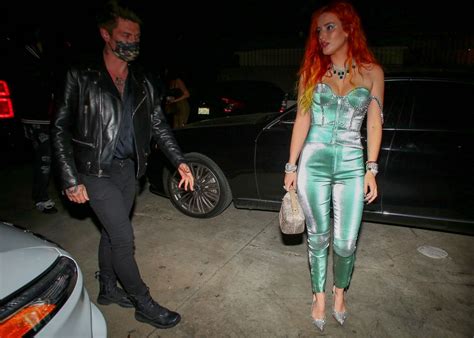 Bella Thorne Sexy Cleavage Hot Celebs Home