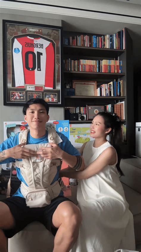 M N B M S A C L Ng Nguy N D N Hot Mom H T Ng Ph Ng Oanh T I Do N H I My Chu Thanh