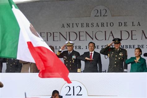 La Uni N Lealtad Y Entrega Del Pueblo Mexicano Evocadas En Desfile