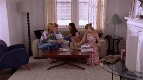 The Most Iconic Dishes Featured In Sex And The City Food Network