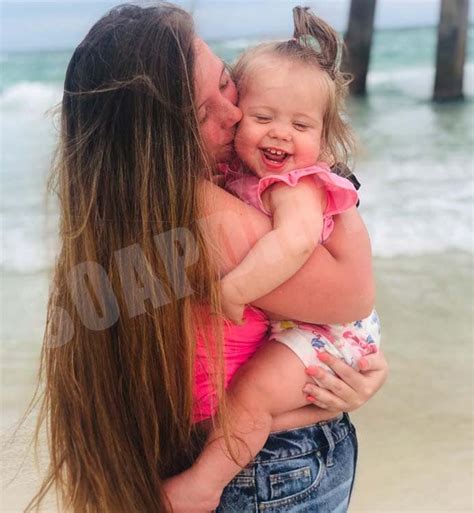 Unexpected Hailey Tomlinson Shows Off Weight Loss In Bikini Pictures