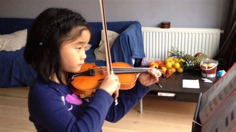 Michelle 6 Yrs Playing Oskar Rieding Violin Concerto Op 35 In B Minor 3rd Movement Youtube