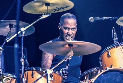 É morto D H Peligro il batterista dei Red Hot Chilli Peppers e Dead Kennedys aveva 63 anni