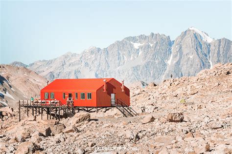 Mueller Hut Hiking Guide To New Zealands Most Beautiful Hut