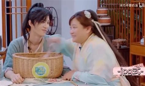 Ph M Th A Th A L N Top Hot Search V Tin C Con V I Danh H I H N Tu I