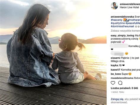 Gwiazdy W Bikini Znana Dziennikarka Pokaza A Figur