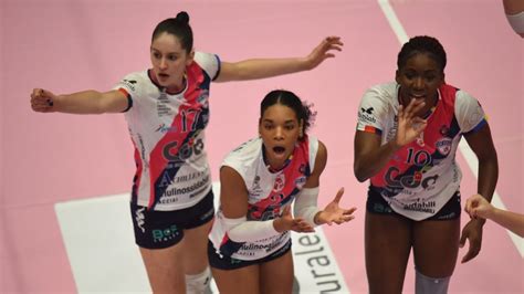 Pallavolo A Femminile Citt Di Messina Non Sfrutta La Sua Occasione