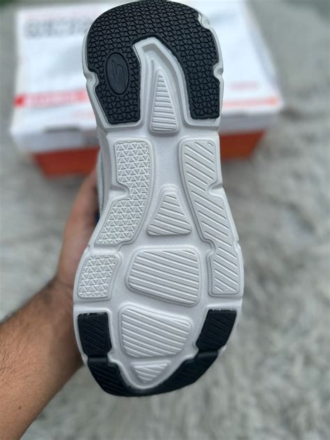 Skechers Deluxe Walker