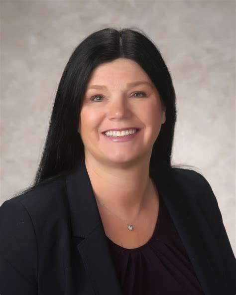 Professional Profile and Biography of Marianne Canetti 10