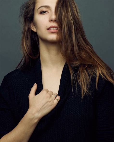 7 Hot Sexy Anjelica Bette Fellini Bikini Pics