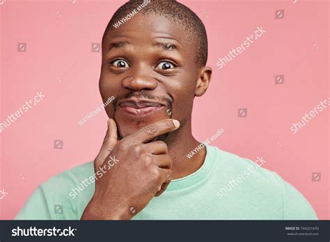 888 African American Hands Under Chin Images Stock Photos And Vectors