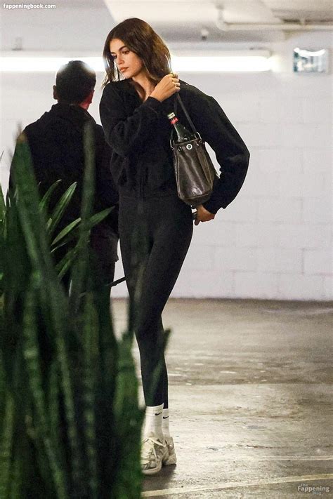 Kaia Gerber Kaiagerber Nude OnlyFans Leaks Fappening FappeningBook