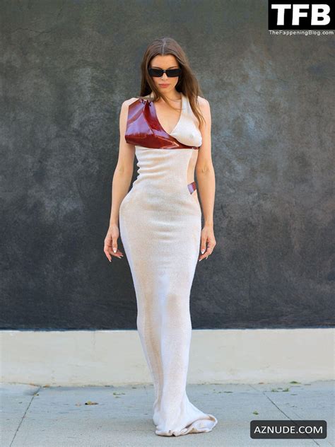 Julia Fox Sexy Seen Braless Flaunting Her Hot Figure In A See Through