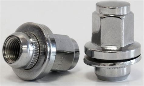 Как обезопасить резьбовые соединения труб водопроводных