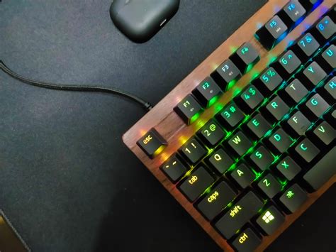 Wood wrapped my Razer Huntsman TE TKL keyboard! : r/mkindia