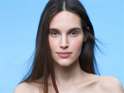 ANTHELIOS : ผลิตภัณฑ์กันแดด สำหรับผิวบอบบาง ไวต่อแสง