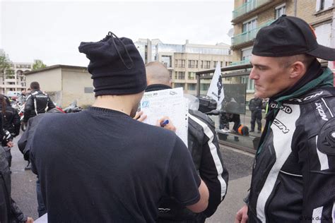 VIDEO Contre le contrôle technique les motards manifestent à Lons le