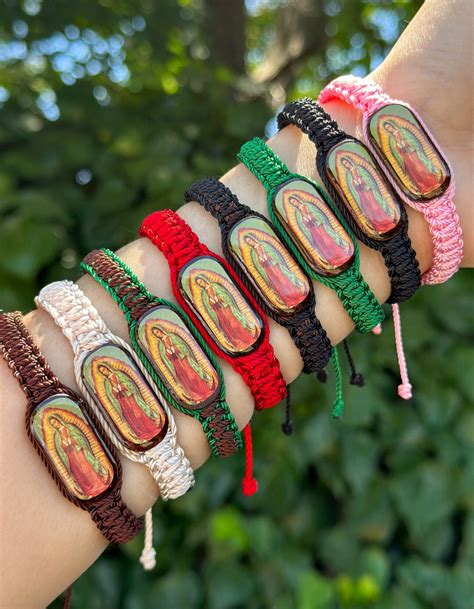 Pulsera De La Virgen Wood Virgencita Bracelet Religious Etsy