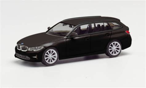 Herpa 420839 002 BMW 3er Touring Brillantschwarz Menzels Lokschuppen