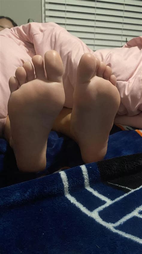 Worship My Bare Feet Nudes Feets Assortedkinks Nude Pics Org