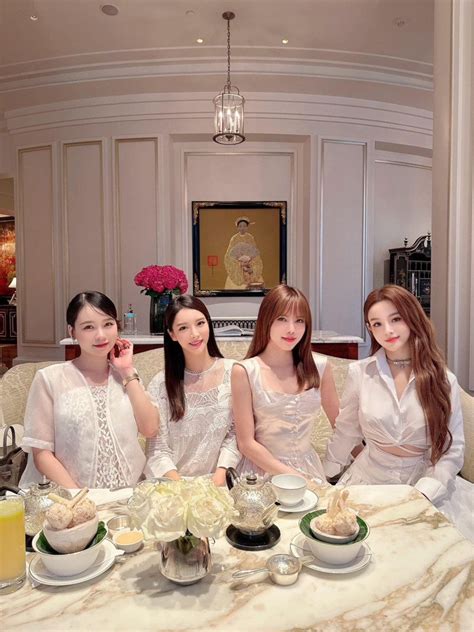 Hot Girl I U Sam X C Nh N Mang Thai Ph Nh V Ng Eo Cm V N T Tin V Y O S Nh I U