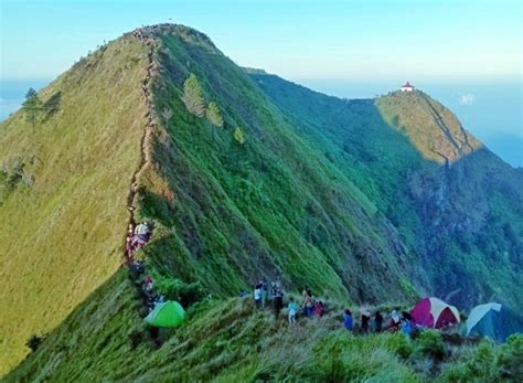 sejarah  dinamai gunung andong magelang  review