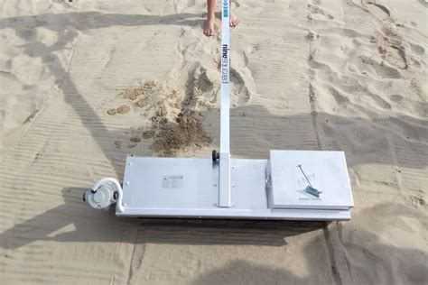 Sand Cleaning Rake For Beach Establishments