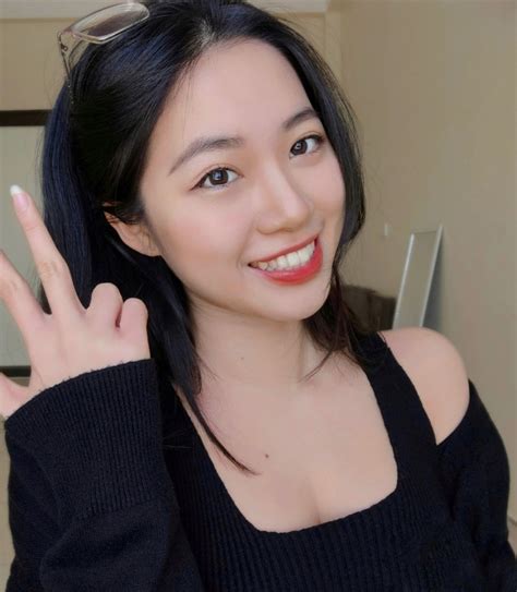 V P D Th Ng C A Hot Girl M A Qu T C V Serbia Trong N Ng C Ng World Cup