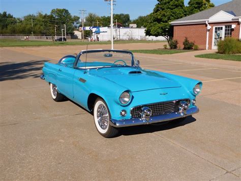 1956 Ford Thunderbird