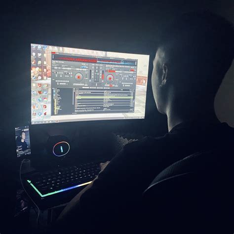 Stream HOT TIKTOK Thôi Em Đừng Nặng Lòng Anh Ta Em Nên Dừng Lại Remix by 𝕻𝖍𝖚𝖔𝖓𝖌 𝕳𝖎𝖕