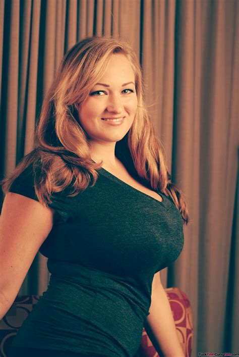 Pretty Busty Chubby Babe FuckYeahCurvyGirlsFuckYeahCurvyGirls