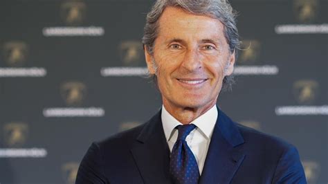 Lamborghini Chef Stephan Winkelmann Ein Auto Darf Nicht Schwer Zu