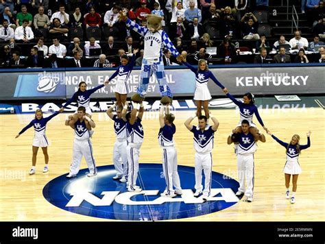 College Basketball Cheerleaders High Resolution Stock Photography And