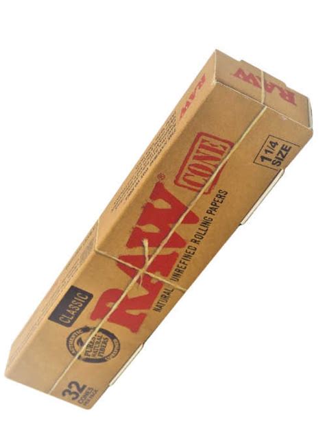 Classic Raw Rolling Papers 32 Pack 1 14 Size Critter Bits