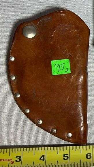 Wyoming Knife - complete field dressing knife with leather sheath in ...