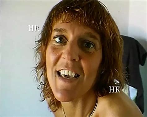 Free Amateur Housewives Porn Videos Xhamster