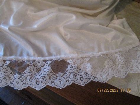 Vtg Ice White Full Slip Lingerie Nylon Lacy Lingerie Bust