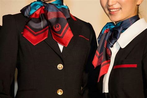 🇯🇵 Japan Airlines (JAL) unveils new uniforms for 2020 and special ...