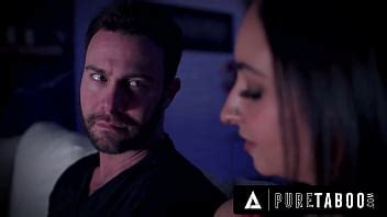 Petite Brunette Loses Anal Virginity Xnxx