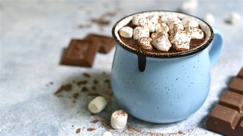 The Viral Whipped Hot Chocolate Recipe That Has Tiktok Divided