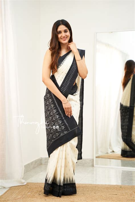 Black And White Cotton Ikkat Handloom Saree